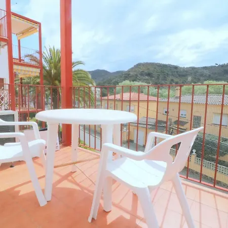 Apartment Viena Mas Oliva *